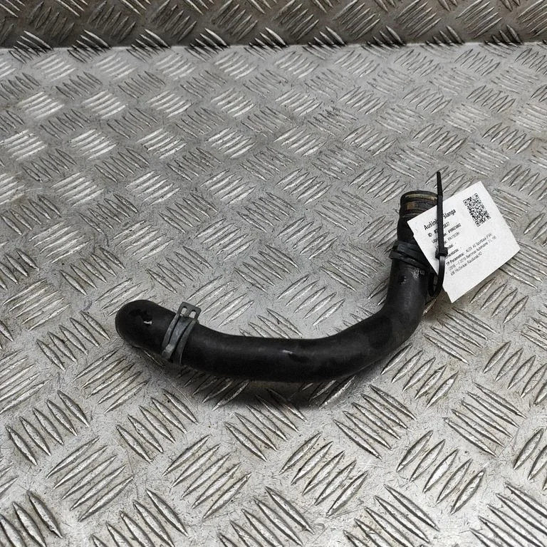 Motora dzesēšanas caurule (-es)/šļūtene (-es) 8W0819370C