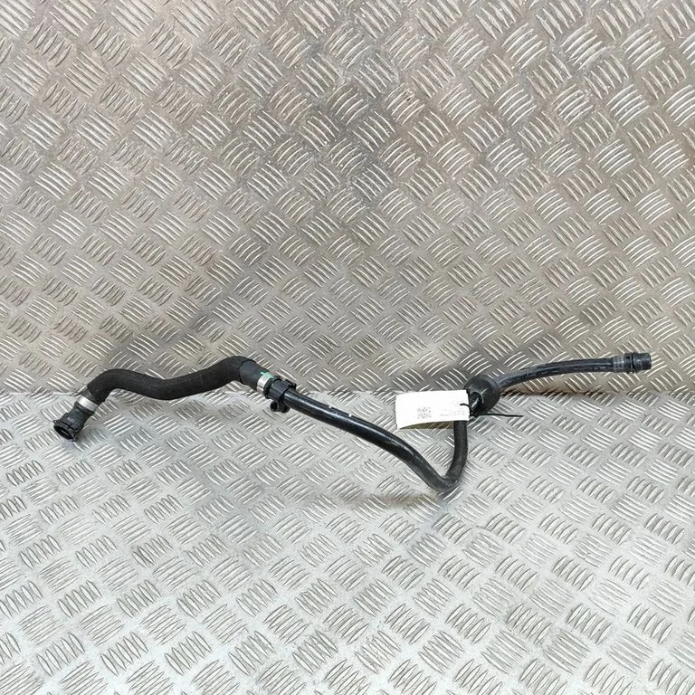 Motora dzesēšanas caurule (-es)/šļūtene (-es) A1678308503