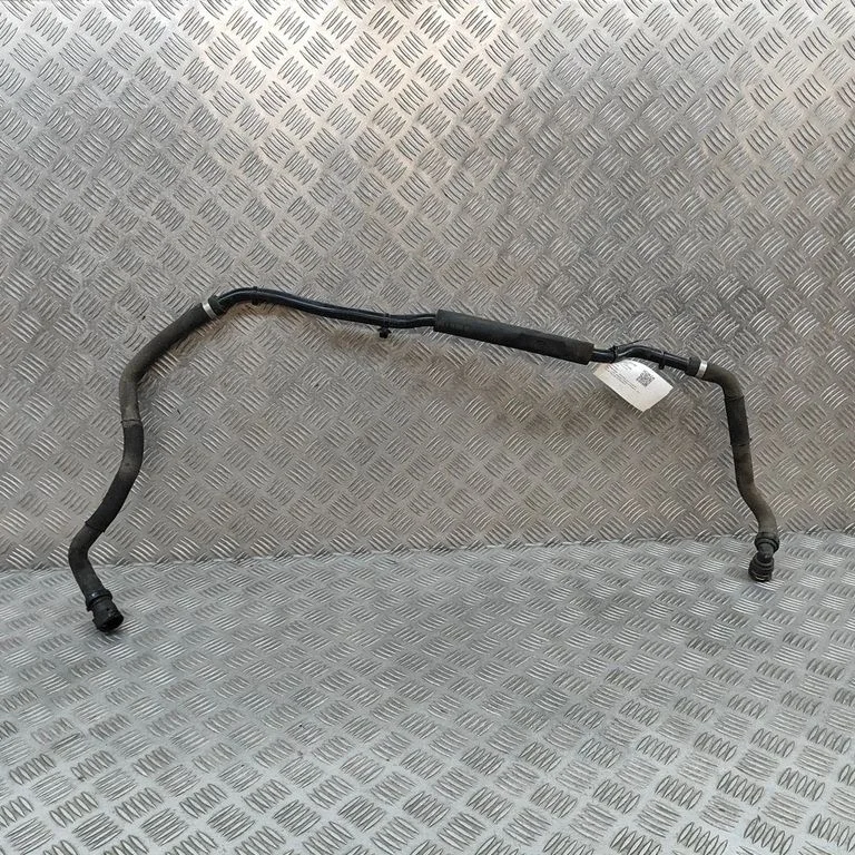 Motora dzesēšanas caurule (-es)/šļūtene (-es) 9822184780
