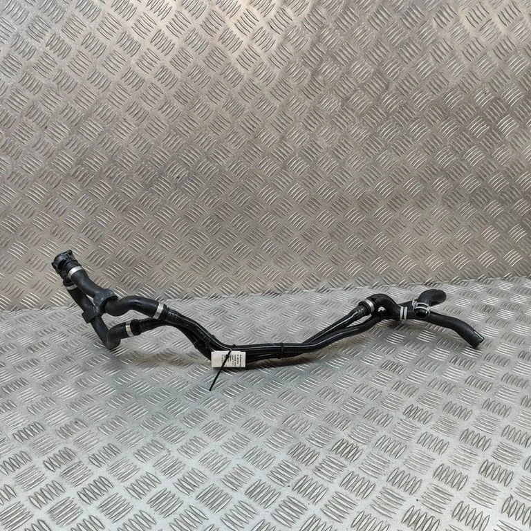 Motora dzesēšanas caurule (-es)/šļūtene (-es) 32138736