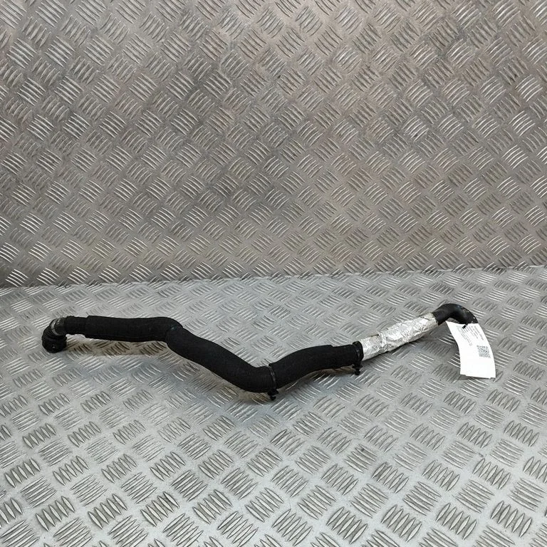 Motora dzesēšanas caurule (-es)/šļūtene (-es) 32339810