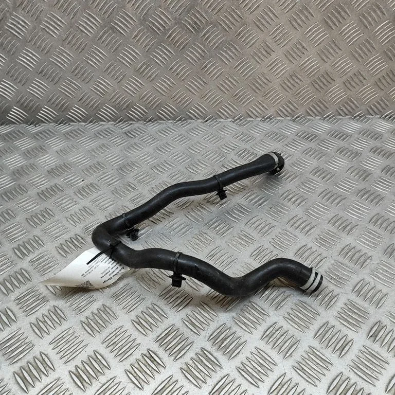 Motora dzesēšanas caurule (-es)/šļūtene (-es) 32138746