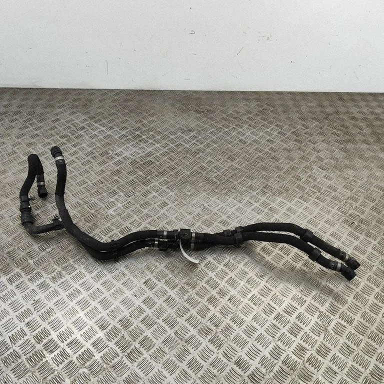 Przewody układu chłodzenia silnika – Peugeot 2008 II (2019-)