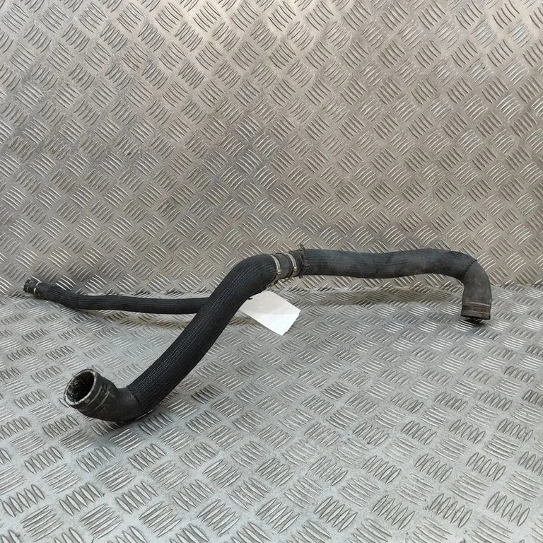 Motora dzesēšanas caurule (-es)/šļūtene (-es) 670001321
