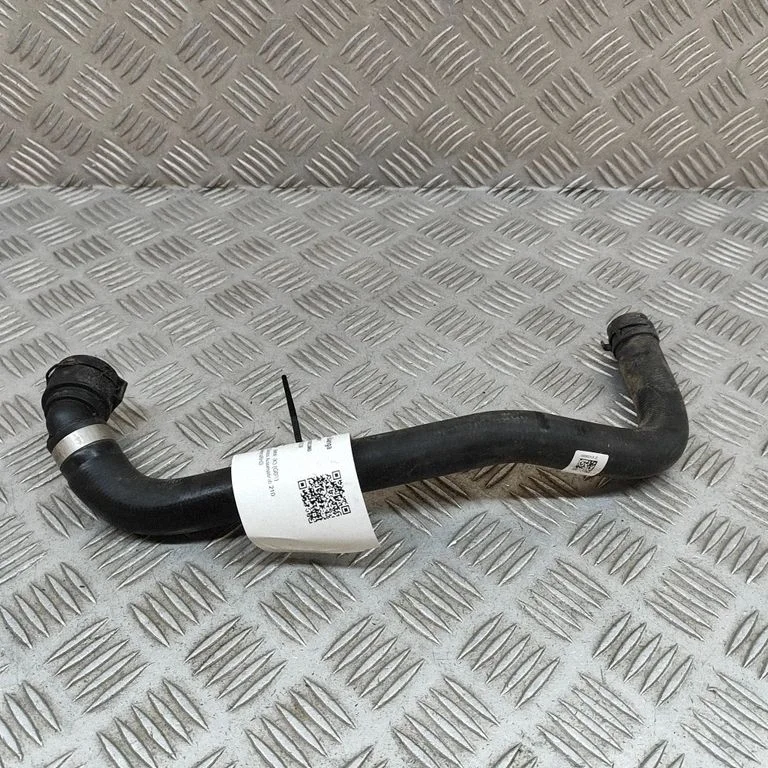 Motora dzesēšanas caurule (-es)/šļūtene (-es) 8743382