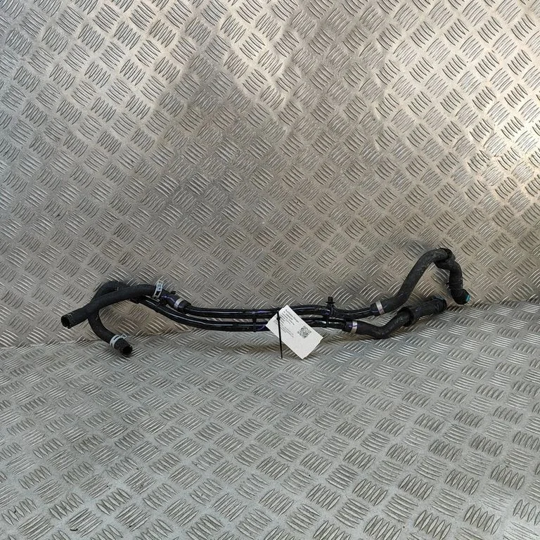 Motora dzesēšanas caurule (-es)/šļūtene (-es) 31686993