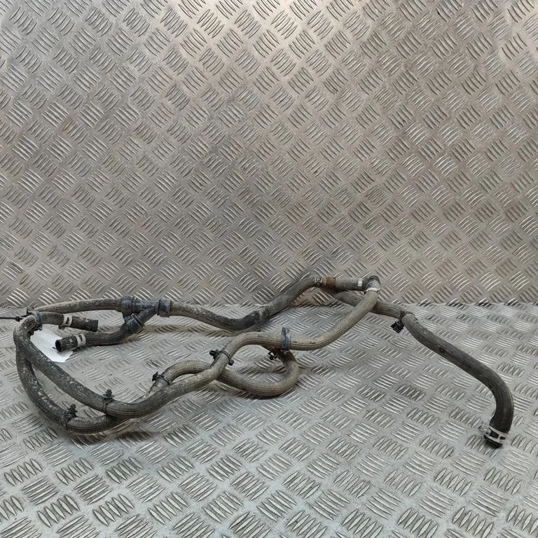 Engine coolant pipe/hose 104769000C