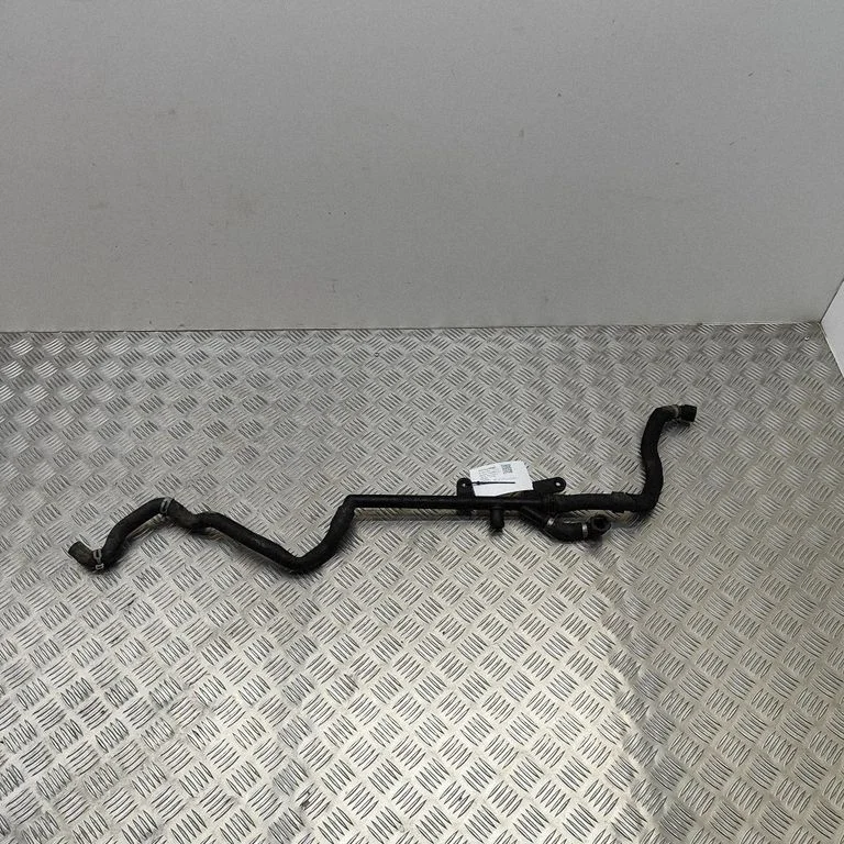 Engine coolant pipe/hose – BMW 7 Series F01 F02 F03 F04 (2008-2016)
