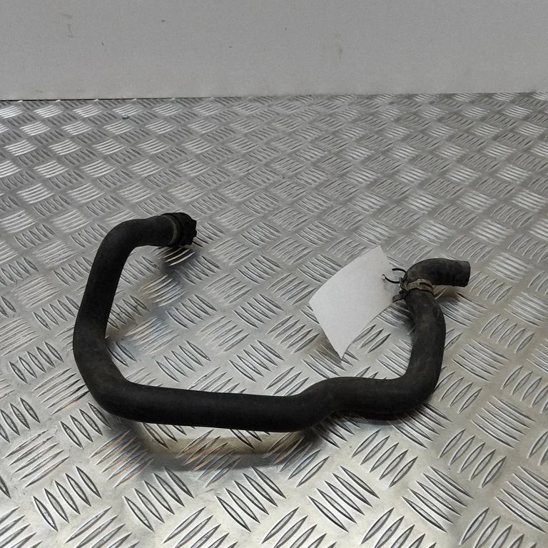 Przewody układu chłodzenia silnika – BMW Seria 5 F10 F11 (2009-2016)