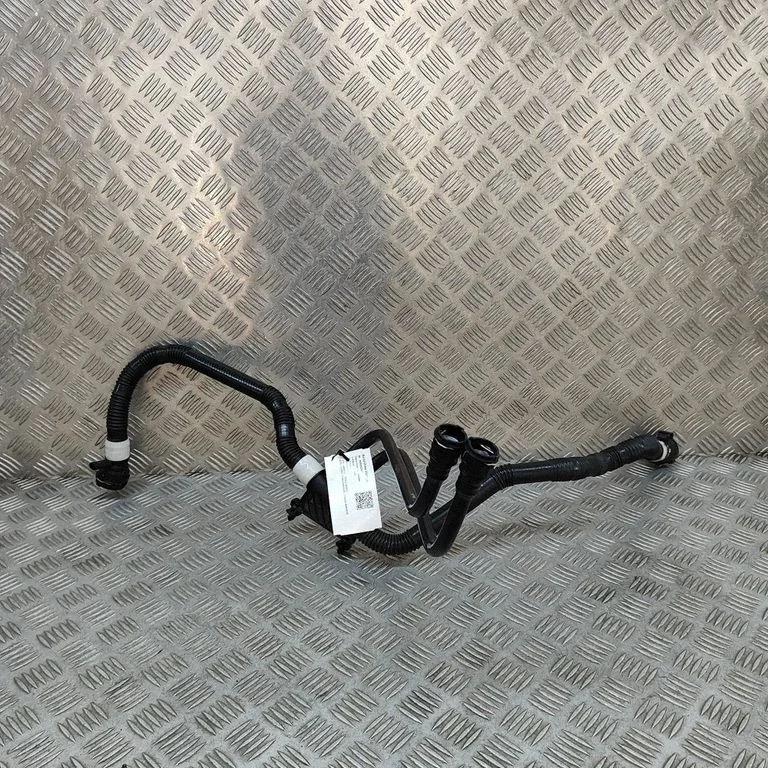 Motora dzesēšanas caurule (-es)/šļūtene (-es) 164766500B