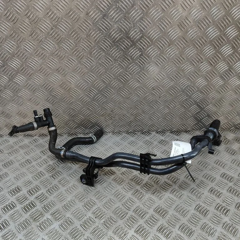 Engine coolant pipe/hose – Porsche Taycan 9J1 (2019-)