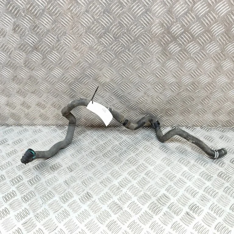 Engine coolant pipe/hose – Land Rover Discovery Sport (2014-)
