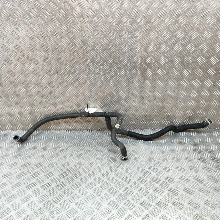 Motora dzesēšanas caurule (-es)/šļūtene (-es) LJ938D050CC
