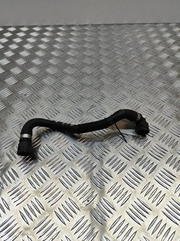 Przewody układu chłodzenia silnika – BMW Seria 4 F32 F33 (2013-2020)