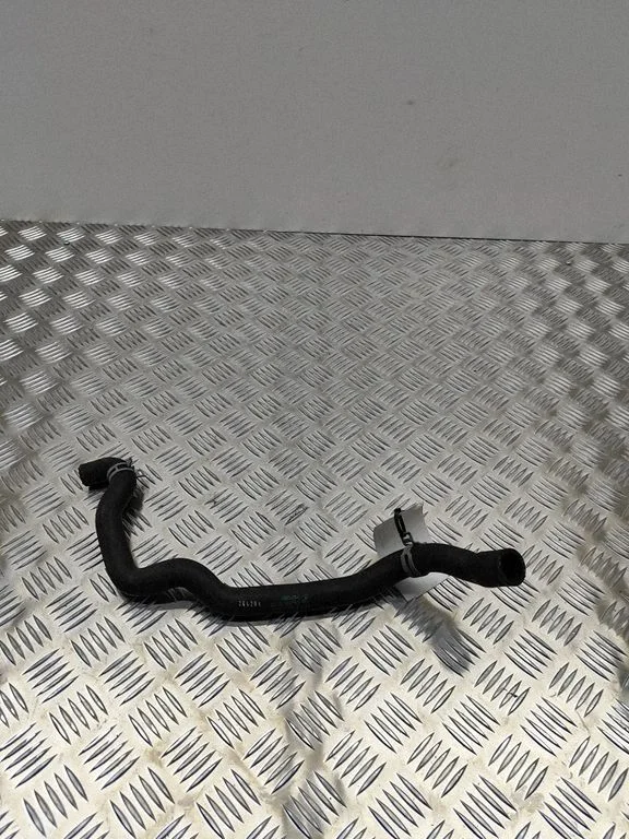 Mootori jahutusvedeliku toru / voolik – BMW 5-seeria F10 F11 (2009-2016)