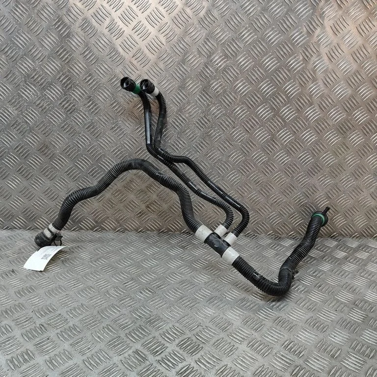 Motora dzesēšanas caurule (-es)/šļūtene (-es) 152149400A