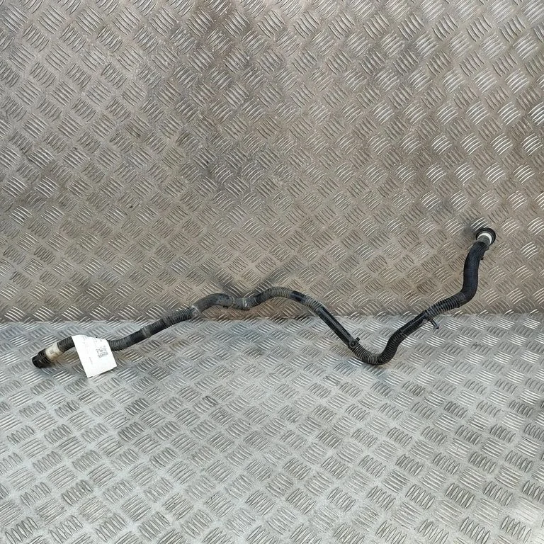 Motora dzesēšanas caurule (-es)/šļūtene (-es) – Tesla Model S (2012-)