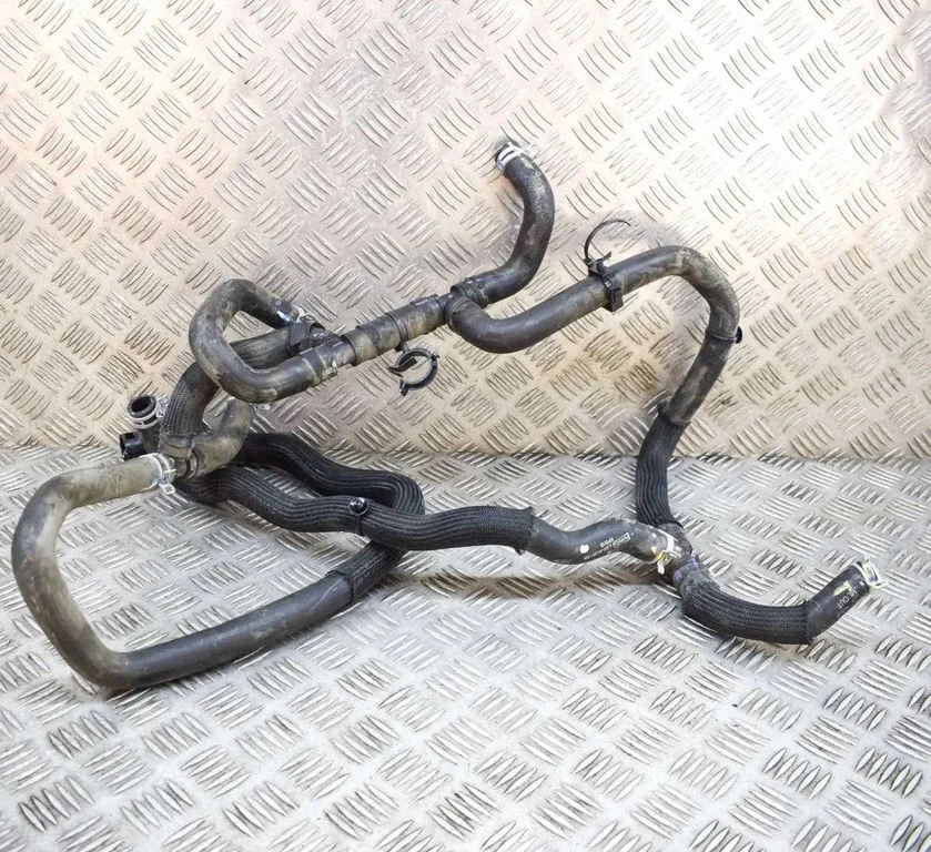 Motora dzesēšanas caurule (-es)/šļūtene (-es) LJ938B550BE