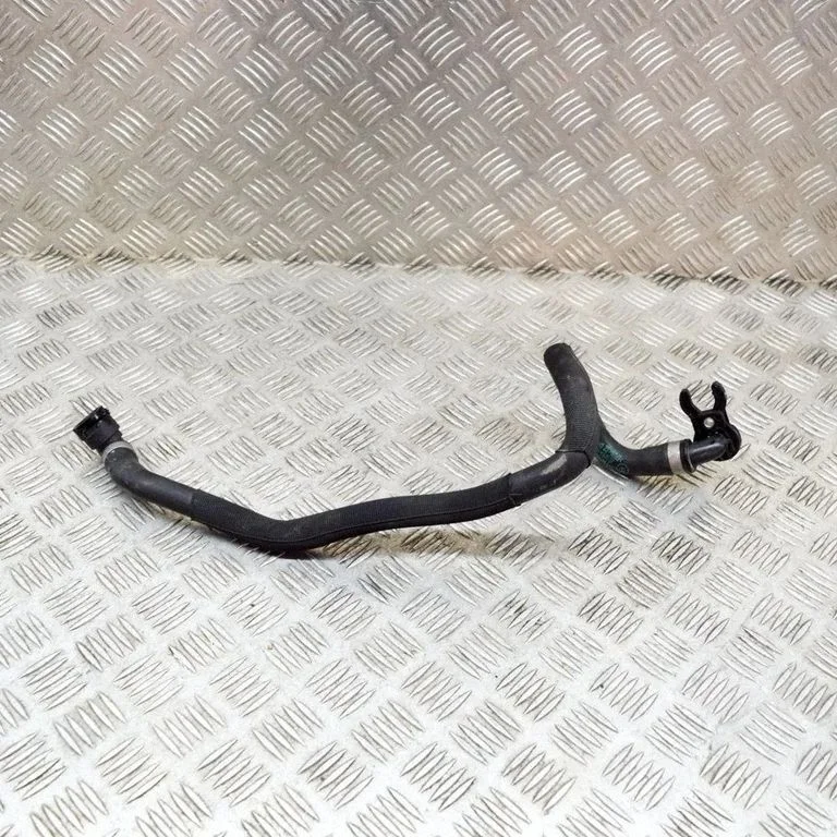 Engine coolant pipe/hose 8654850