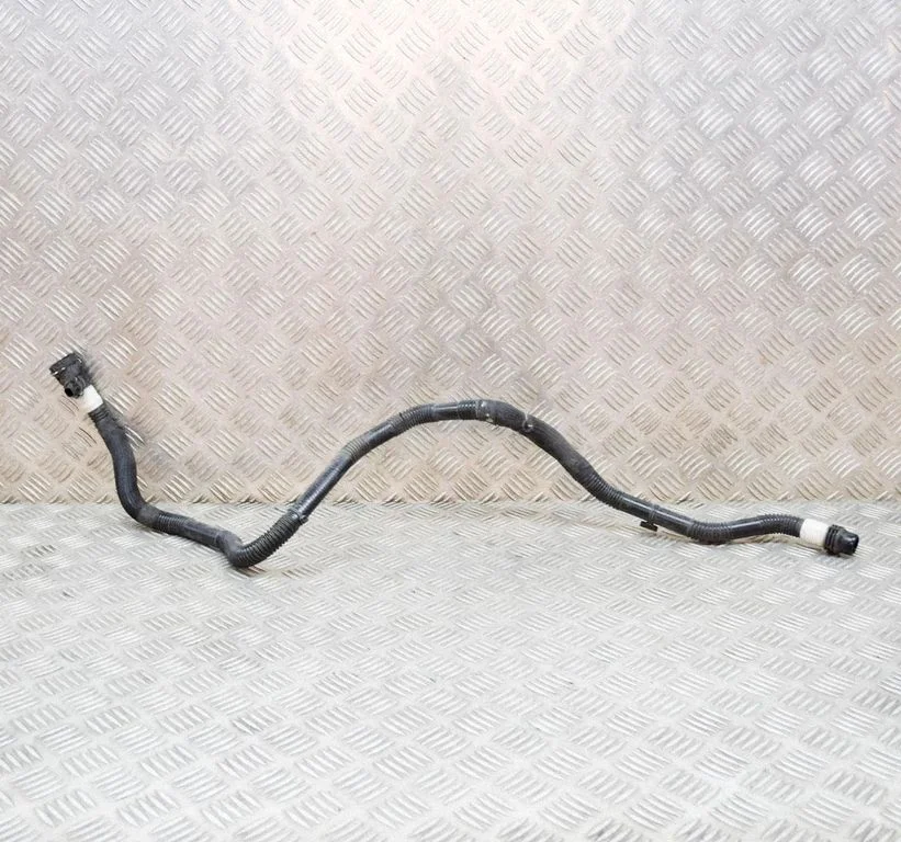 Motora dzesēšanas caurule (-es)/šļūtene (-es) 107759277F