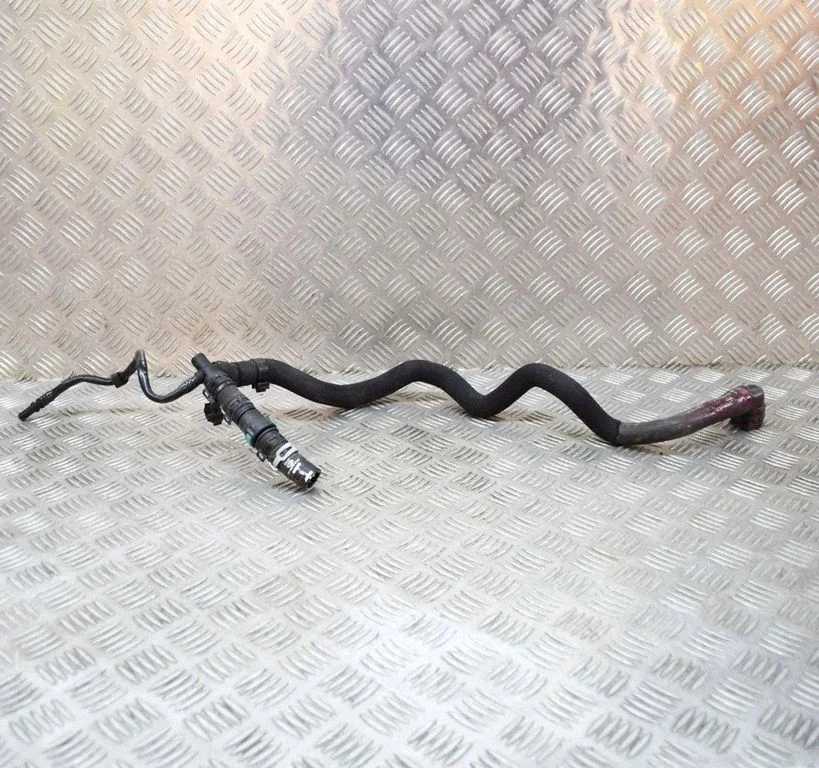 Engine coolant pipe/hose HPLA8C480CB