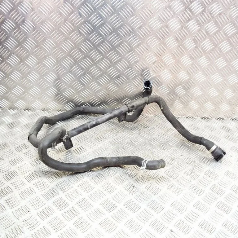 Przewody układu chłodzenia silnika – BMW Seria 5 F10 F11 (2009-2016)