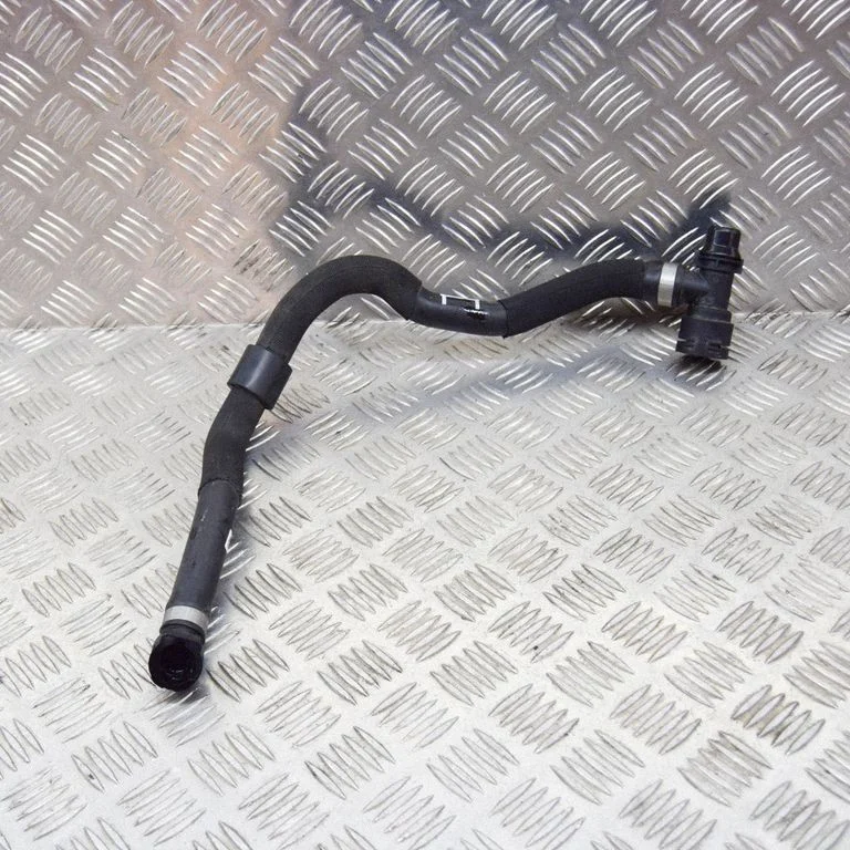 Motora dzesēšanas caurule (-es)/šļūtene (-es) 9488196