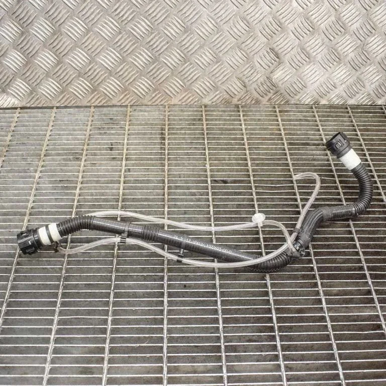 Engine coolant pipe/hose 107760300D