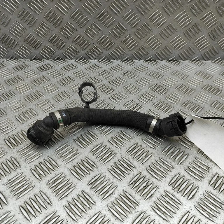 Engine coolant pipe/hose M8E28D142AE