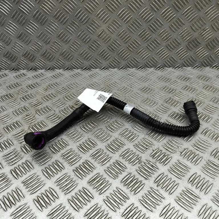 Engine coolant pipe/hose M8E28C481BE