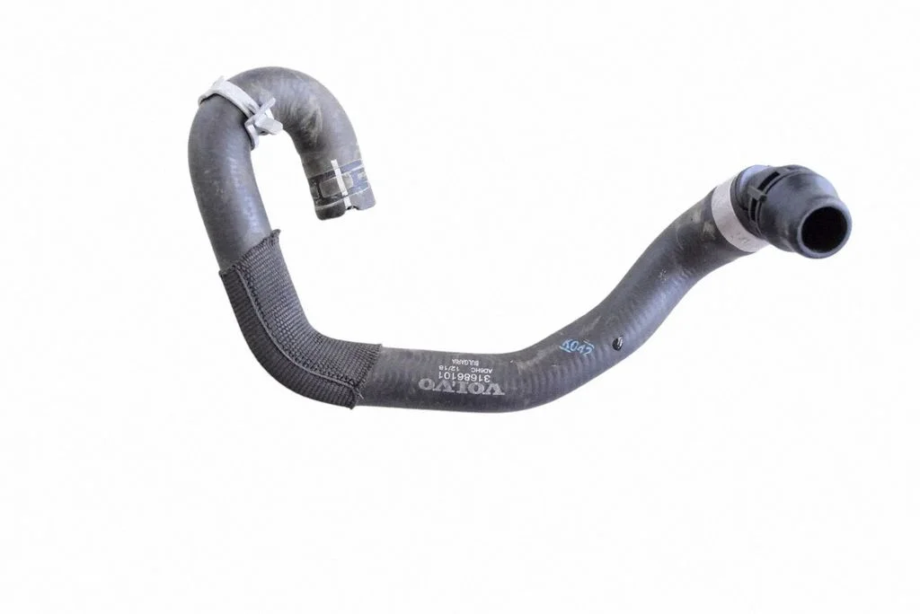 Engine coolant pipe/hose – Volvo XC90 (2014-)