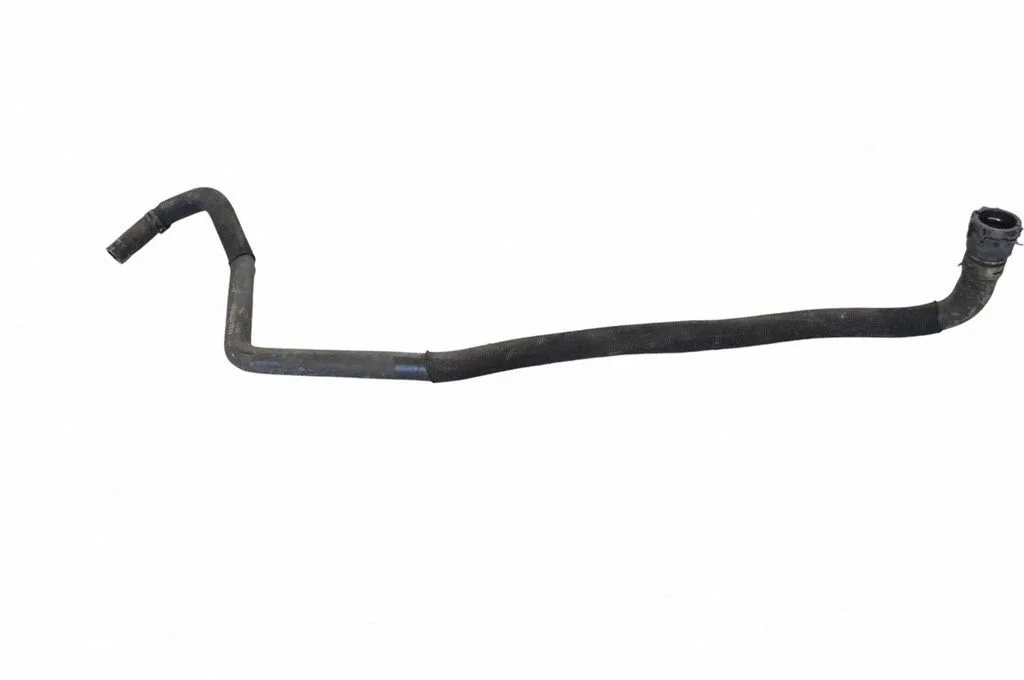 Motora dzesēšanas caurule (-es)/šļūtene (-es) 9X238D050GA