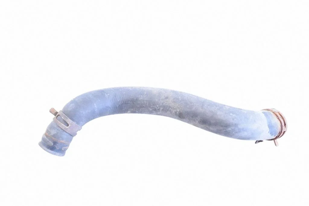 Engine coolant pipe/hose – Hyundai H-1, Starex, Satellite (2008-)