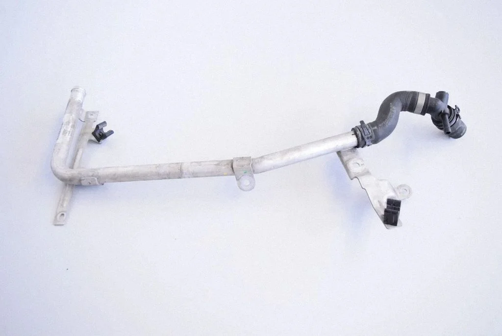 Engine coolant pipe/hose 97010604810