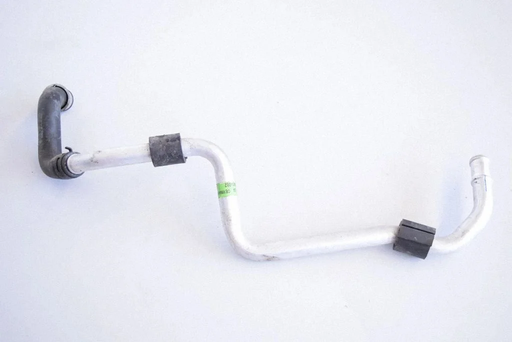 Engine coolant pipe/hose 97057258600