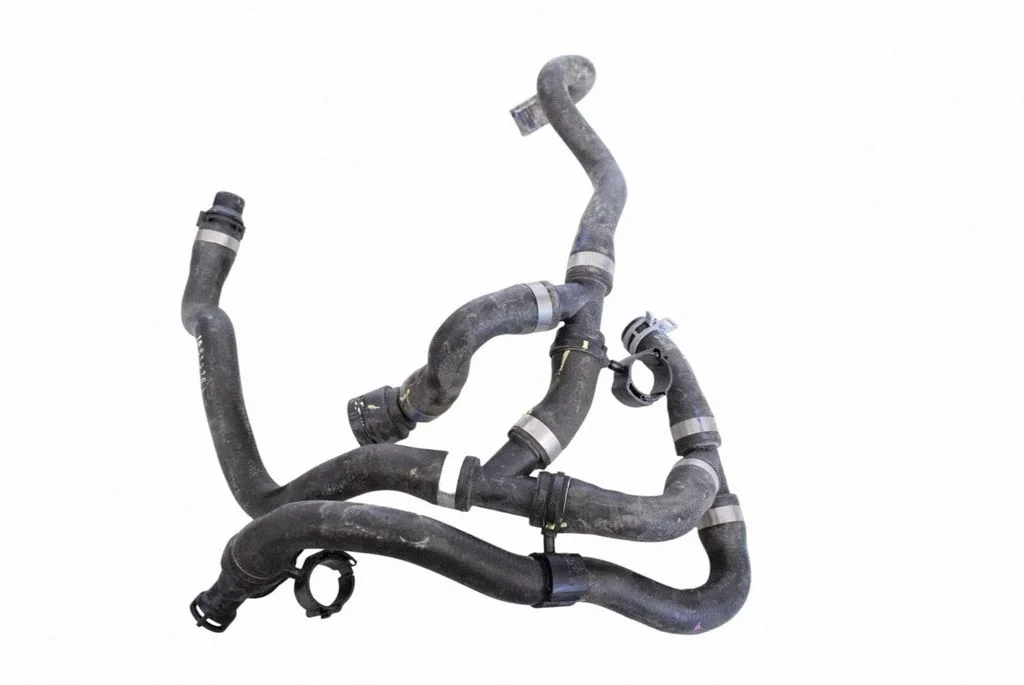 Motora dzesēšanas caurule (-es)/šļūtene (-es) 31686994