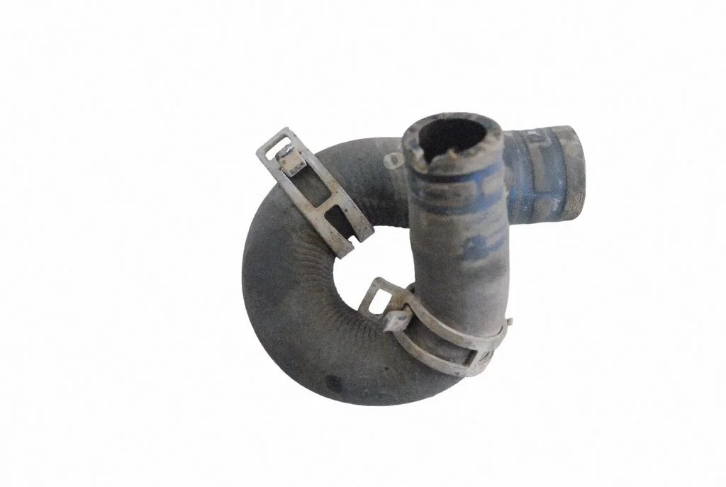 Engine coolant pipe/hose 31338717