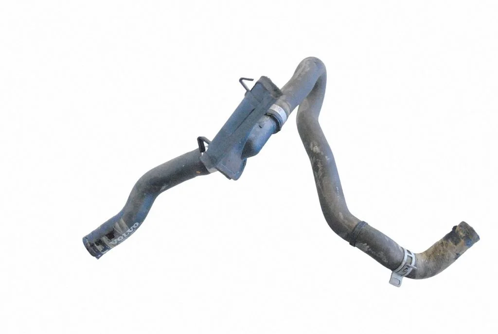 Engine coolant pipe/hose 31338297