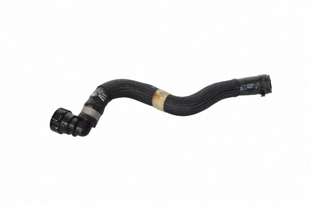 Engine coolant pipe/hose J9D38D116AC