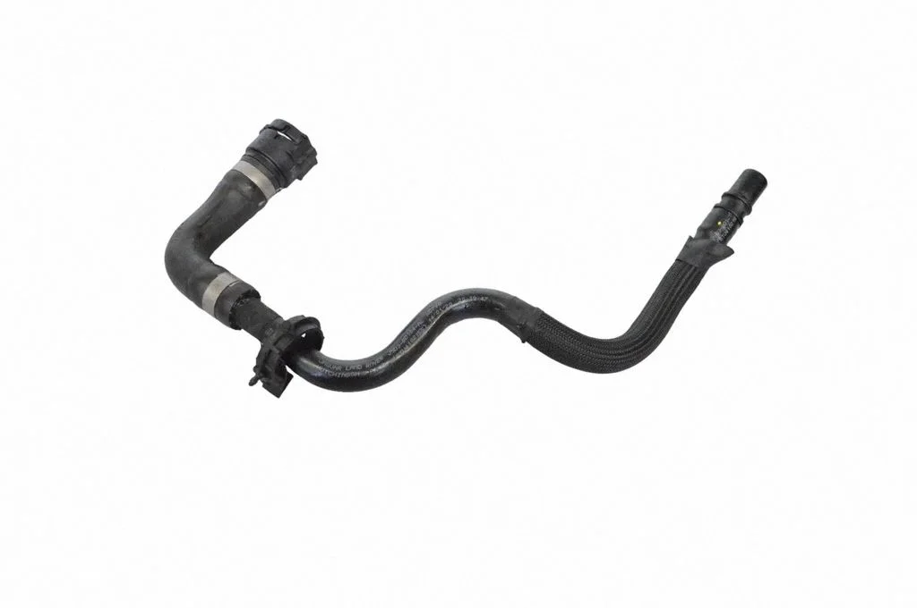 Engine coolant pipe/hose J9D38D184AC