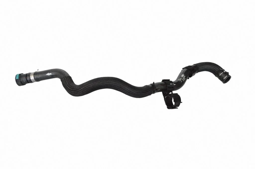 Engine coolant pipe/hose J9D38D130BC