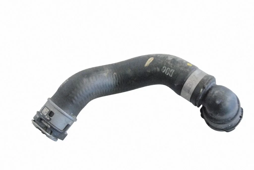 Motora dzesēšanas caurule (-es)/šļūtene (-es) A2475010800