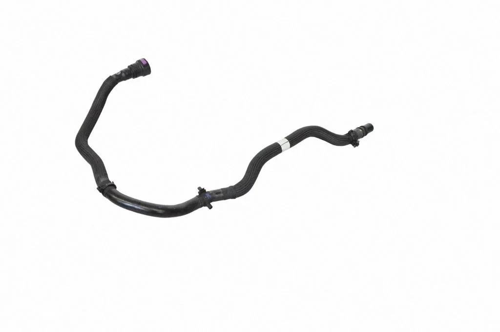 Engine coolant pipe/hose J9D38D320AD