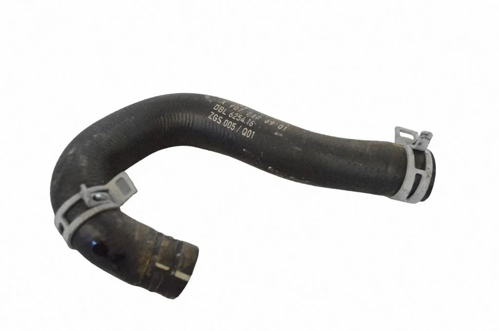 Engine coolant pipe/hose A9078306901