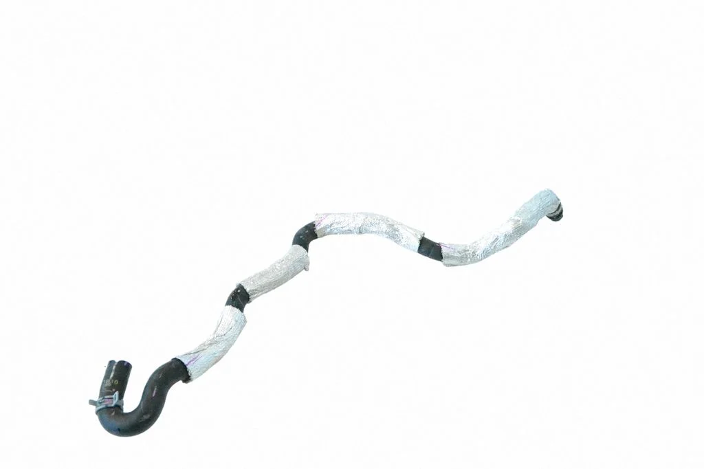 Engine coolant pipe/hose 31686983