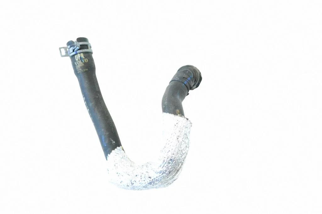 Engine coolant pipe/hose 31684214