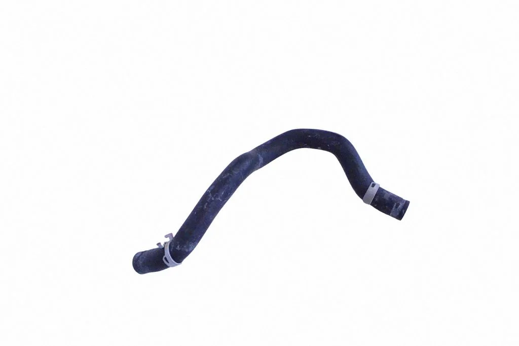Engine coolant pipe/hose – left