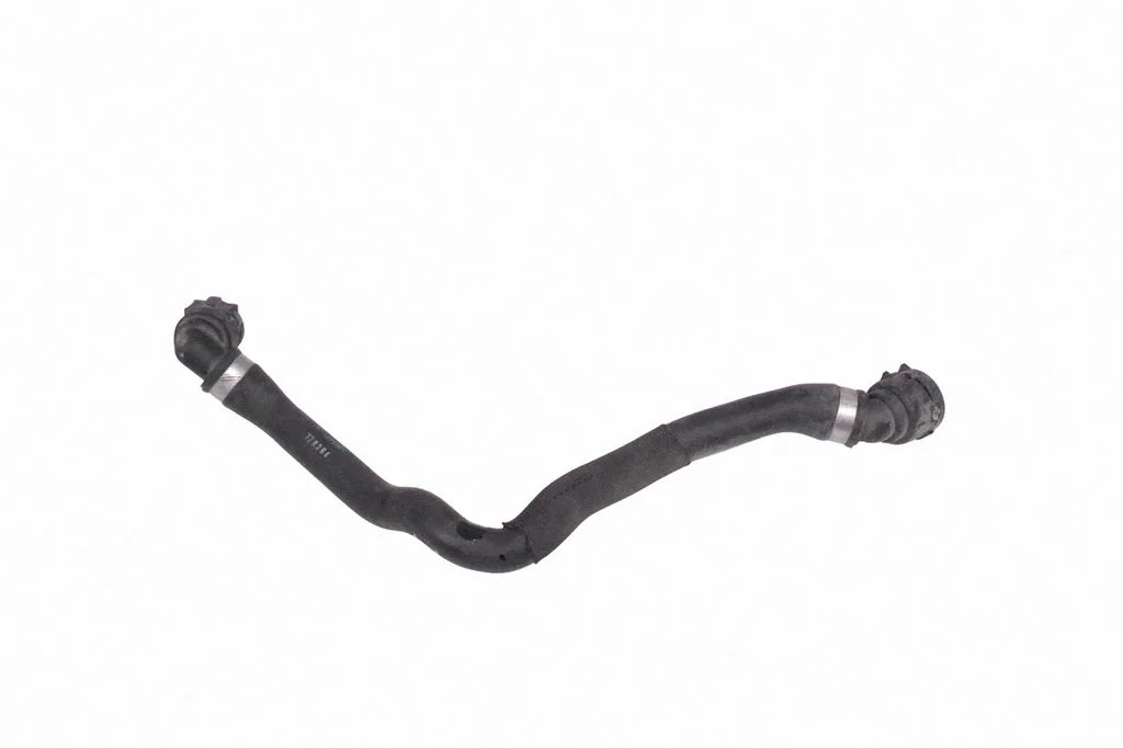 Mootori jahutusvedeliku toru / voolik – BMW 5-seeria F10 F11 (2009-2016)