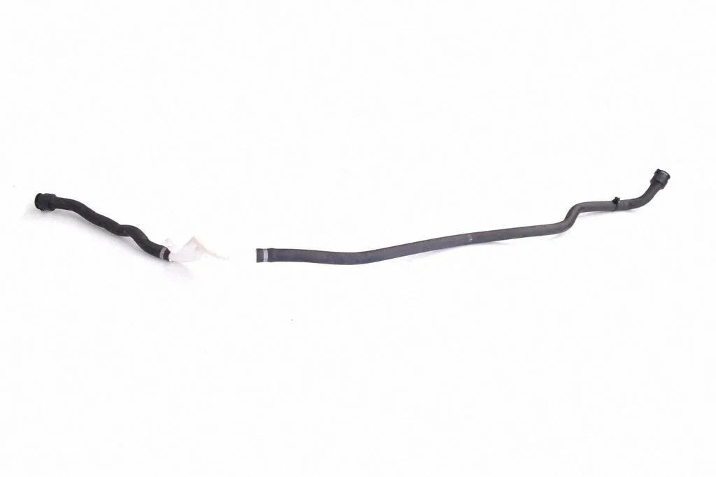 Engine coolant pipe/hose 104814899F