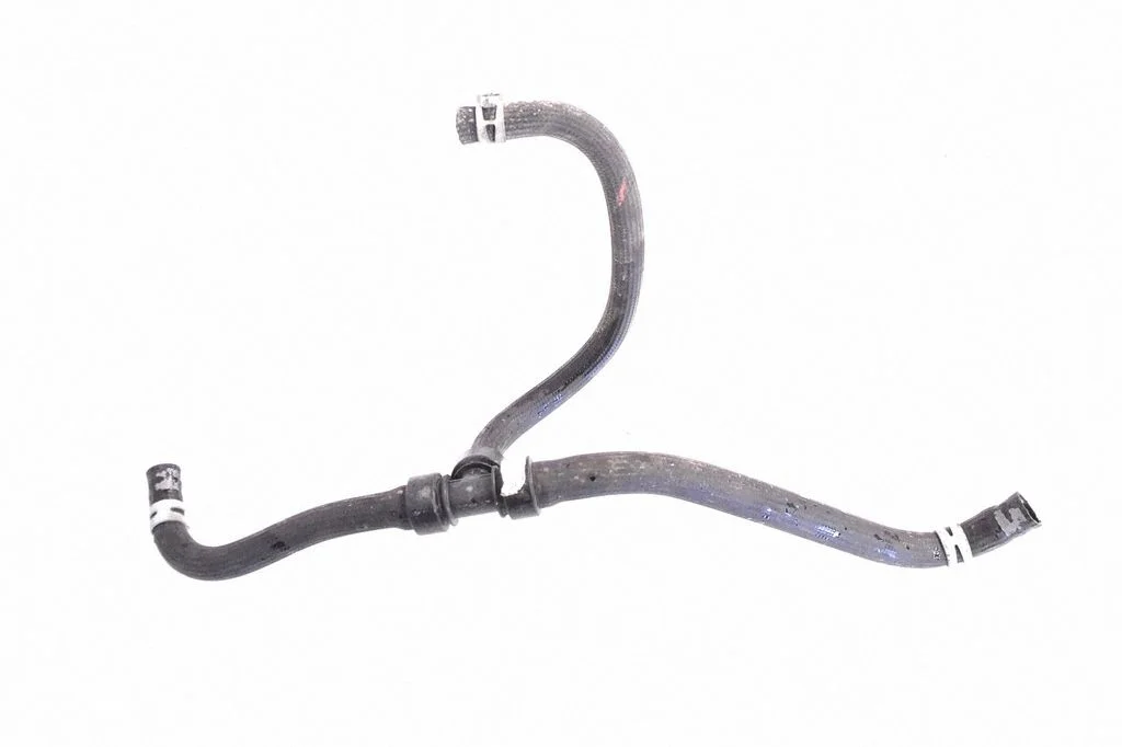 Engine coolant pipe/hose 104156600E